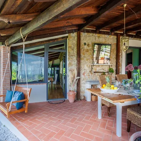 In With Tuscan Wine Views Vila *